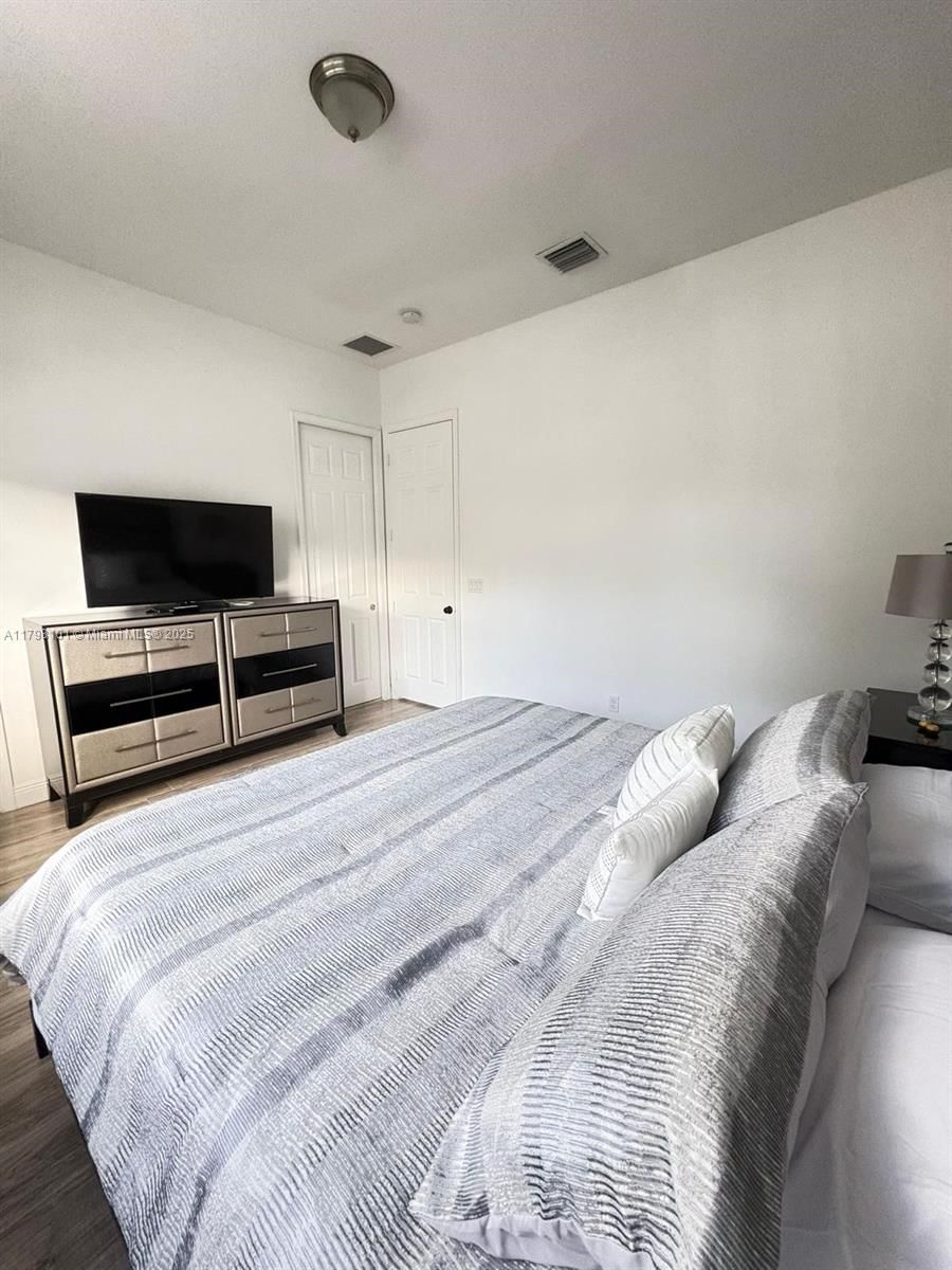 Real estate property located at 5200 83rd Ct, Miami-dade, Downtown Doral Dutcher, Doral, FL