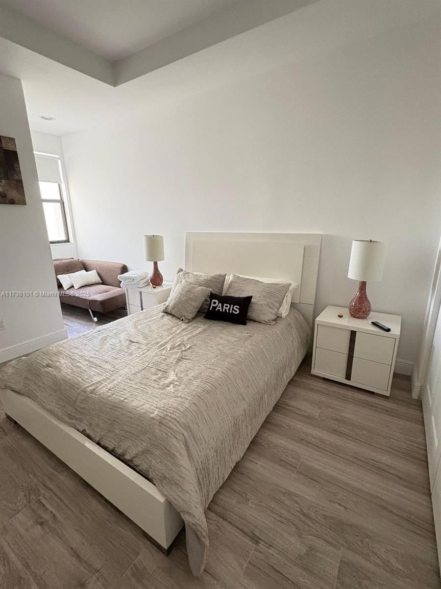 Real estate property located at 5200 83rd Ct, Miami-dade, Downtown Doral Dutcher, Doral, FL