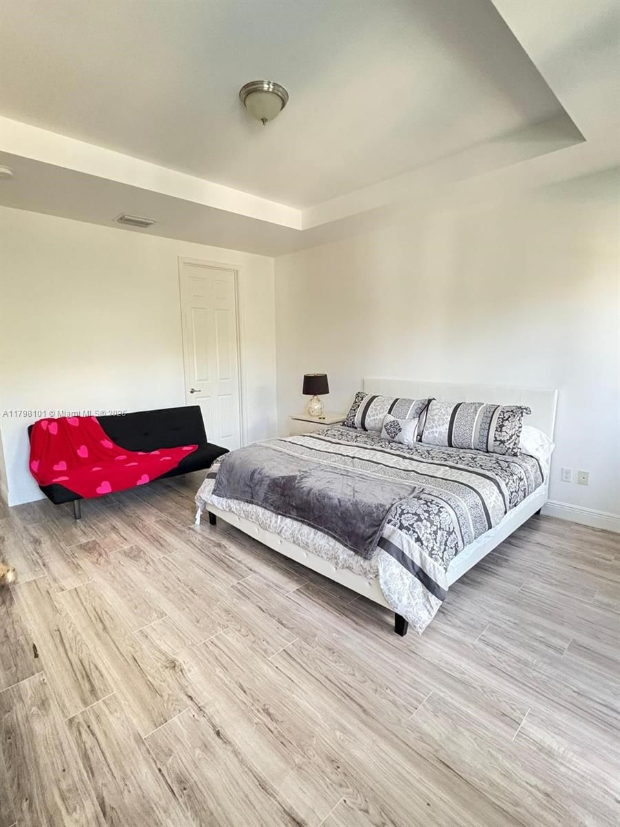 Real estate property located at 5200 83rd Ct, Miami-dade, Downtown Doral Dutcher, Doral, FL