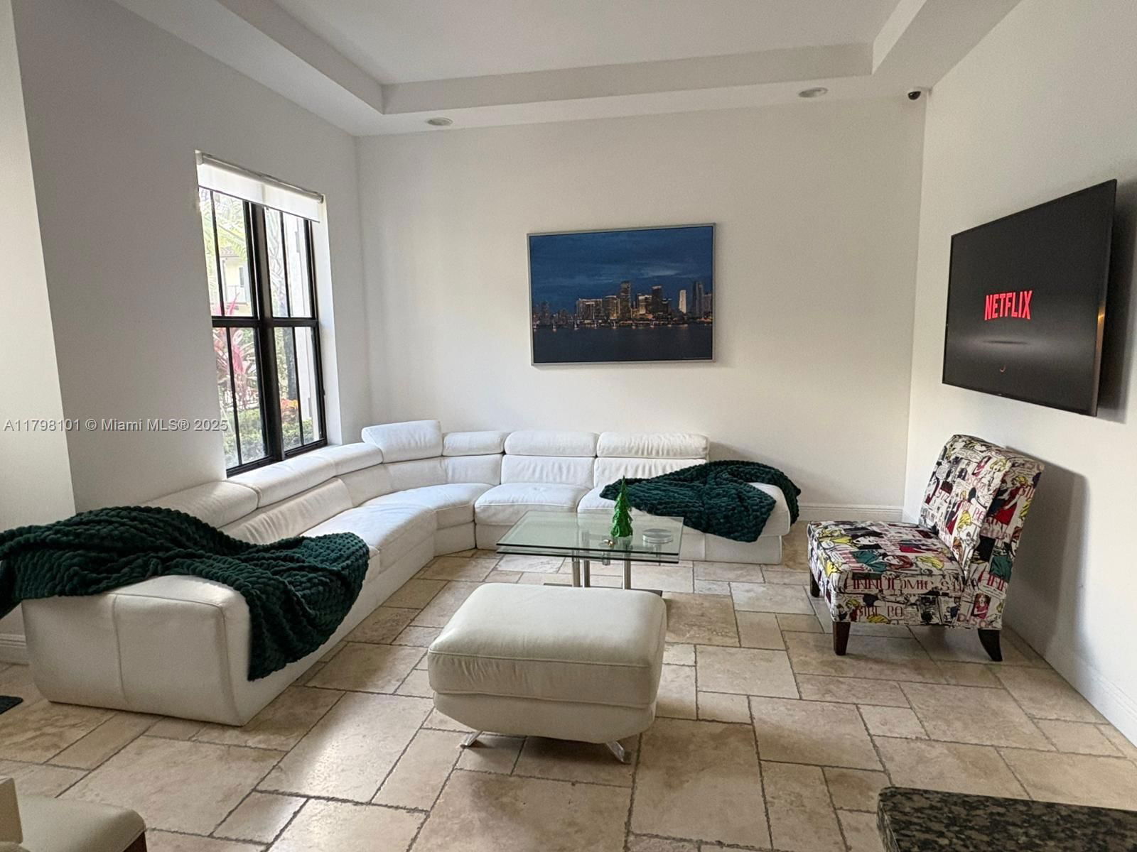 Real estate property located at 5200 83rd Ct, Miami-dade, Downtown Doral Dutcher, Doral, FL