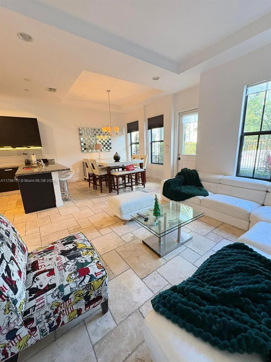 Real estate property located at 5200 83rd Ct, Miami-dade, Downtown Doral Dutcher, Doral, FL