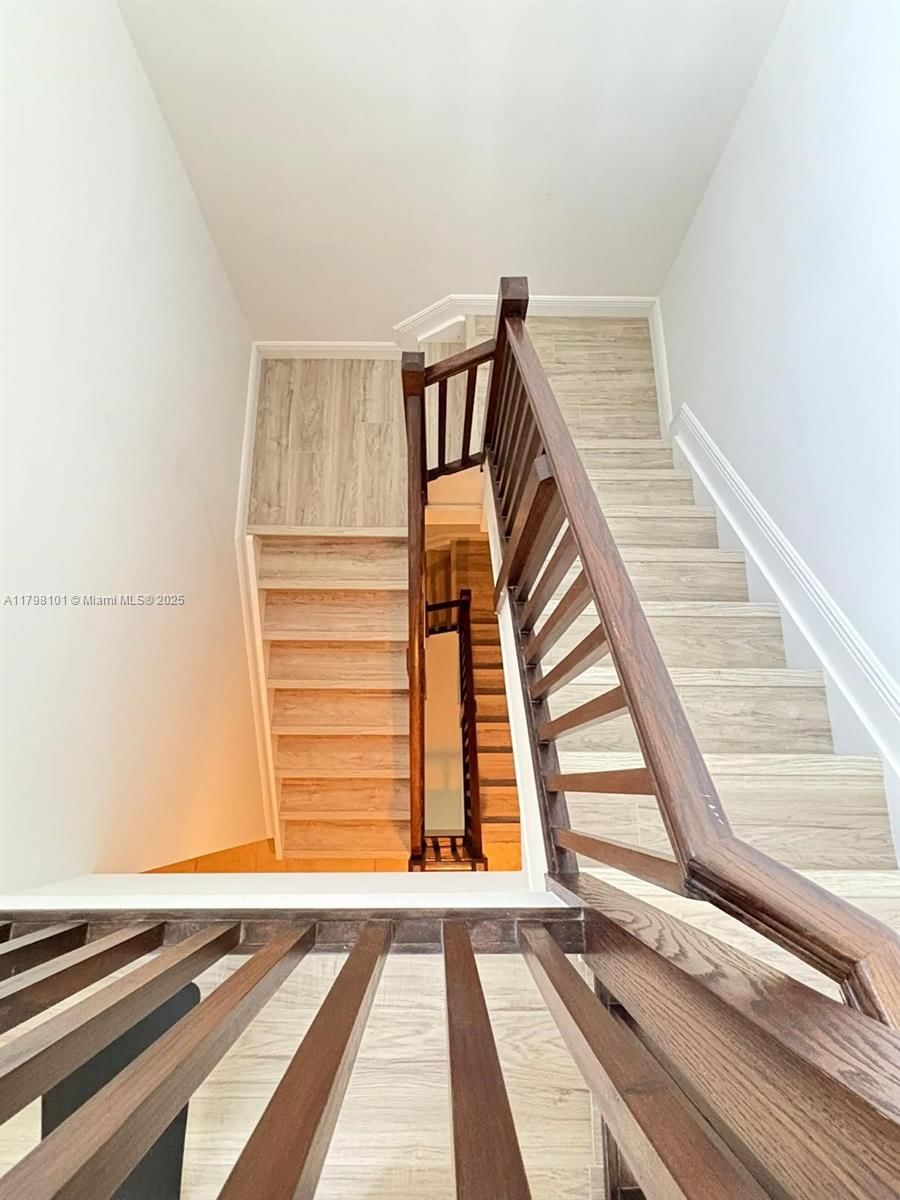 Real estate property located at 5200 83rd Ct, Miami-dade, Downtown Doral Dutcher, Doral, FL