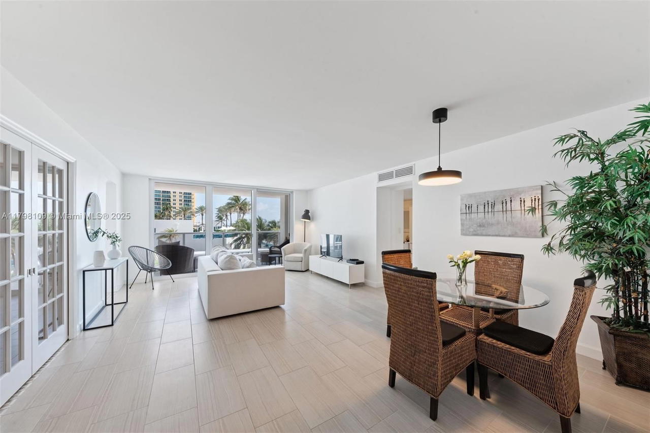 Real estate property located at 2751 Ocean Dr #403S, Broward, Aquarius Condo, Hollywood, FL