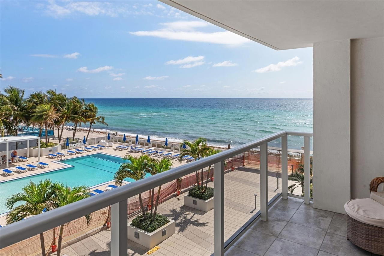 Real estate property located at 2751 Ocean Dr #403S, Broward, Aquarius Condo, Hollywood, FL