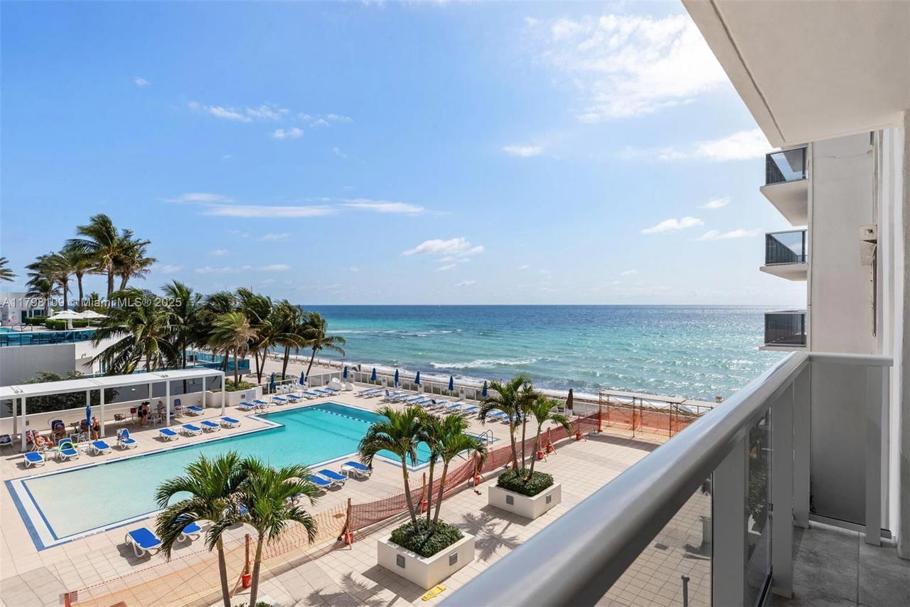 Real estate property located at 2751 Ocean Dr #403S, Broward, Aquarius Condo, Hollywood, FL