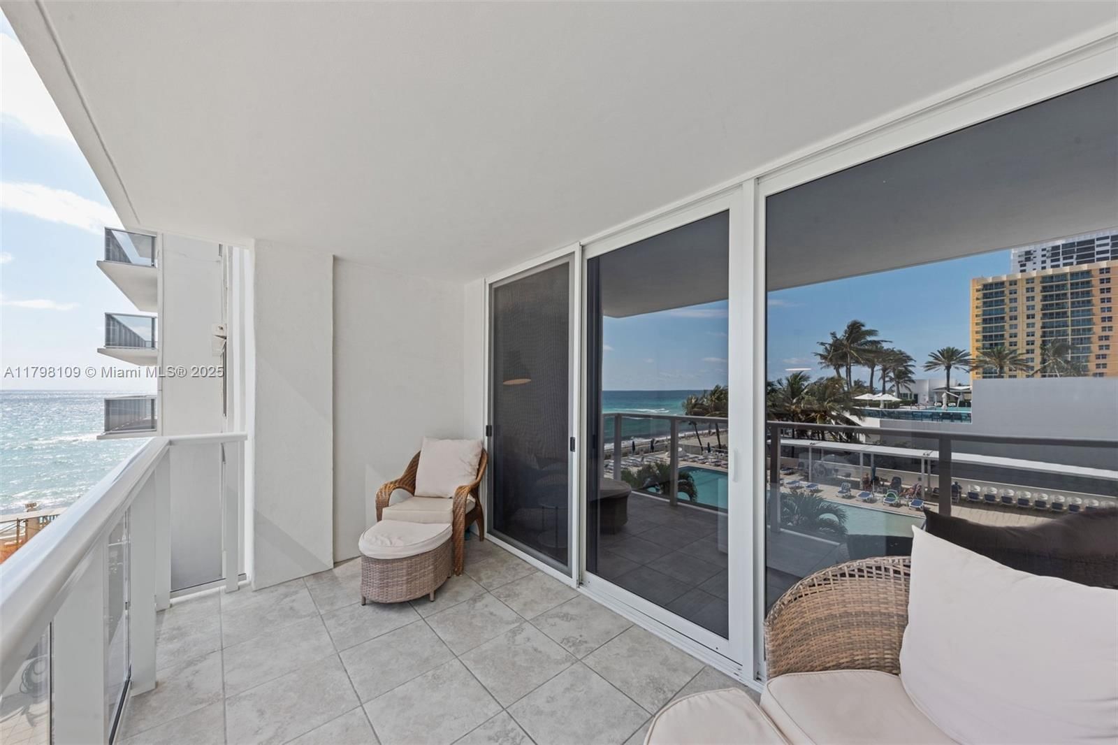 Real estate property located at 2751 Ocean Dr #403S, Broward, Aquarius Condo, Hollywood, FL