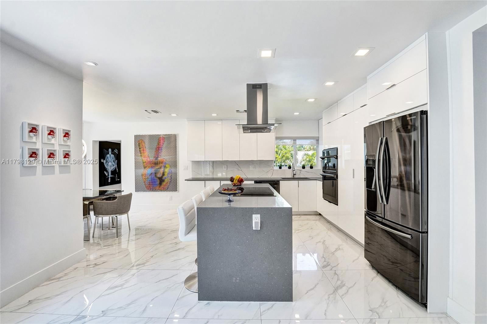 Real estate property located at 626 13th Ave, Broward, Hollywood Lakes Section, Hollywood, FL