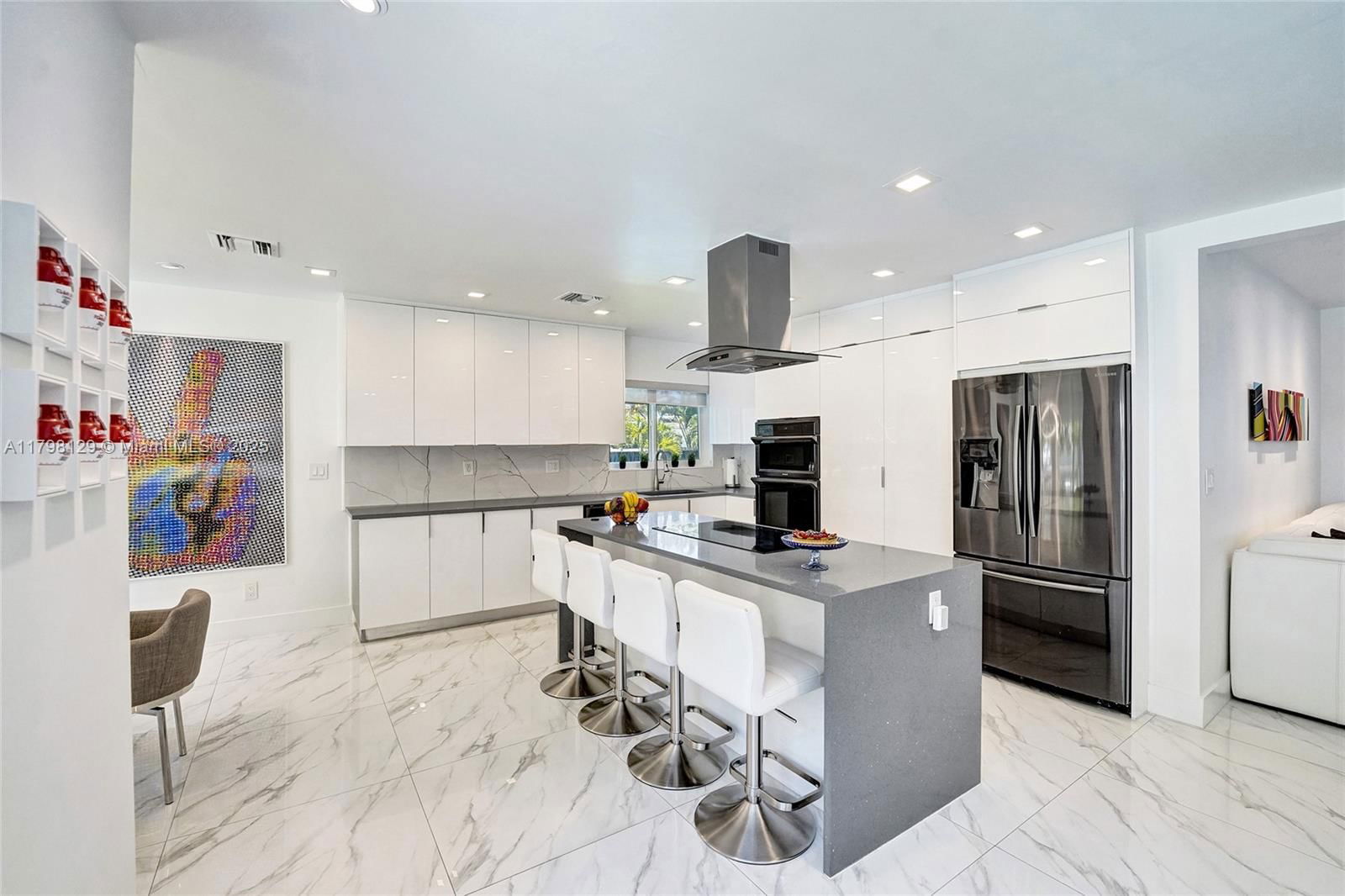 Real estate property located at 626 13th Ave, Broward, Hollywood Lakes Section, Hollywood, FL