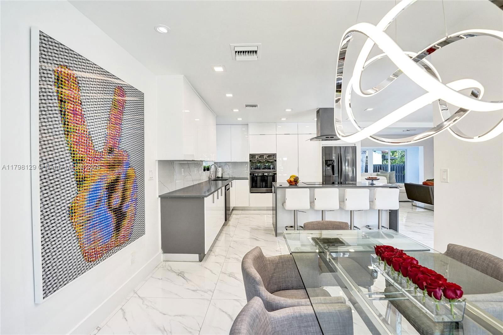 Real estate property located at 626 13th Ave, Broward, Hollywood Lakes Section, Hollywood, FL