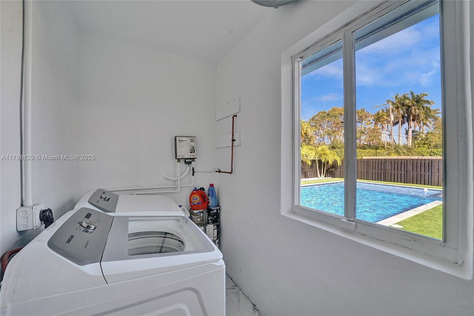 Real estate property located at 626 13th Ave, Broward, Hollywood Lakes Section, Hollywood, FL