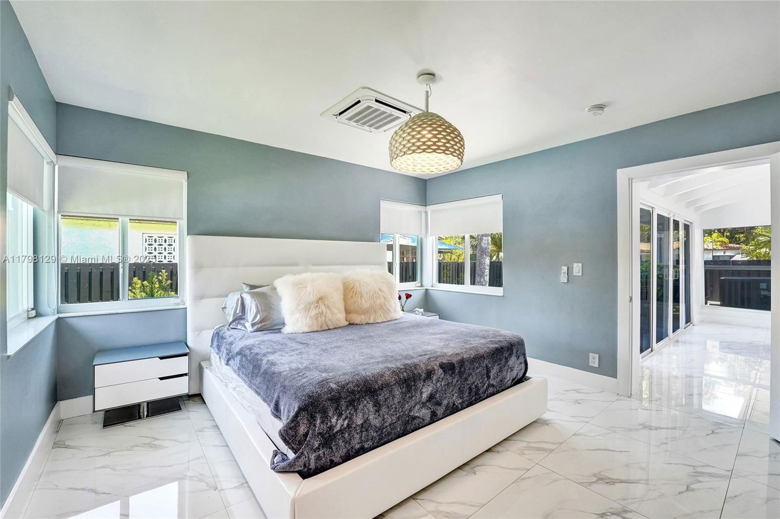 Real estate property located at 626 13th Ave, Broward, Hollywood Lakes Section, Hollywood, FL
