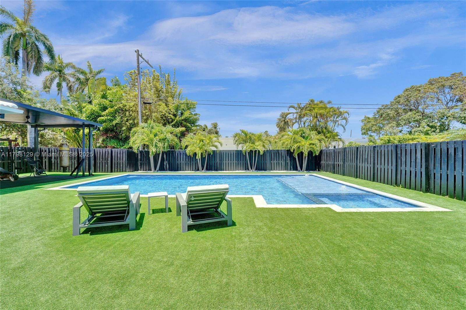 Real estate property located at 626 13th Ave, Broward, Hollywood Lakes Section, Hollywood, FL