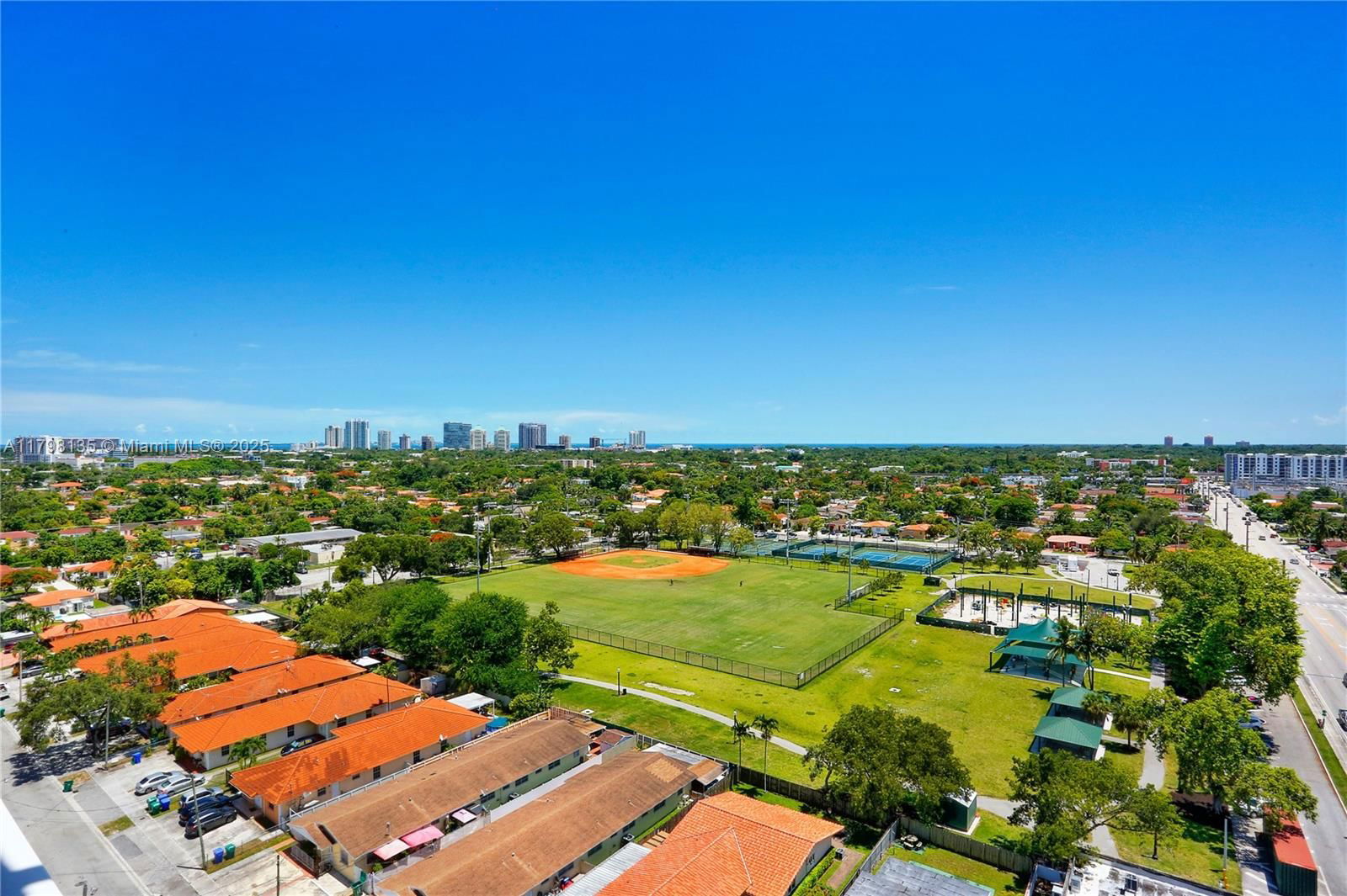 Real estate property located at 2665 37th Ave #1506, Miami-dade, Da Vinci On Douglas Condo, Miami, FL