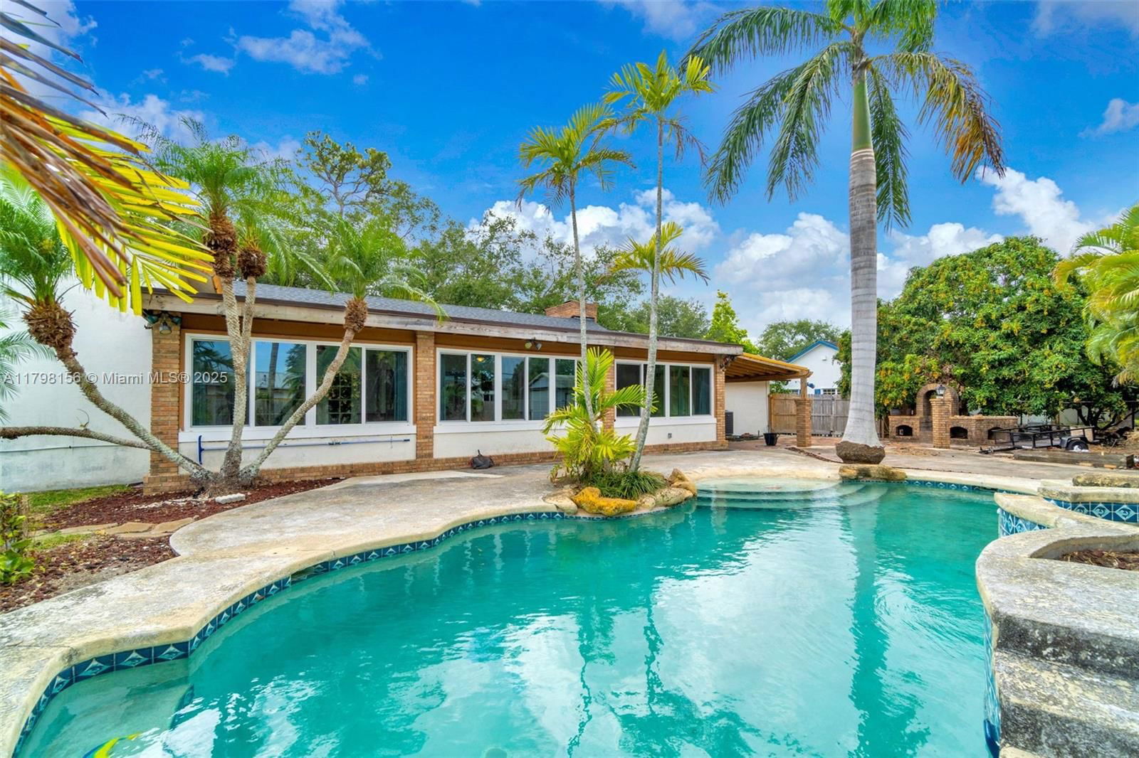 Real estate property located at 27531 167th Ave, Miami-dade, Fleetwood Manor, Homestead, FL