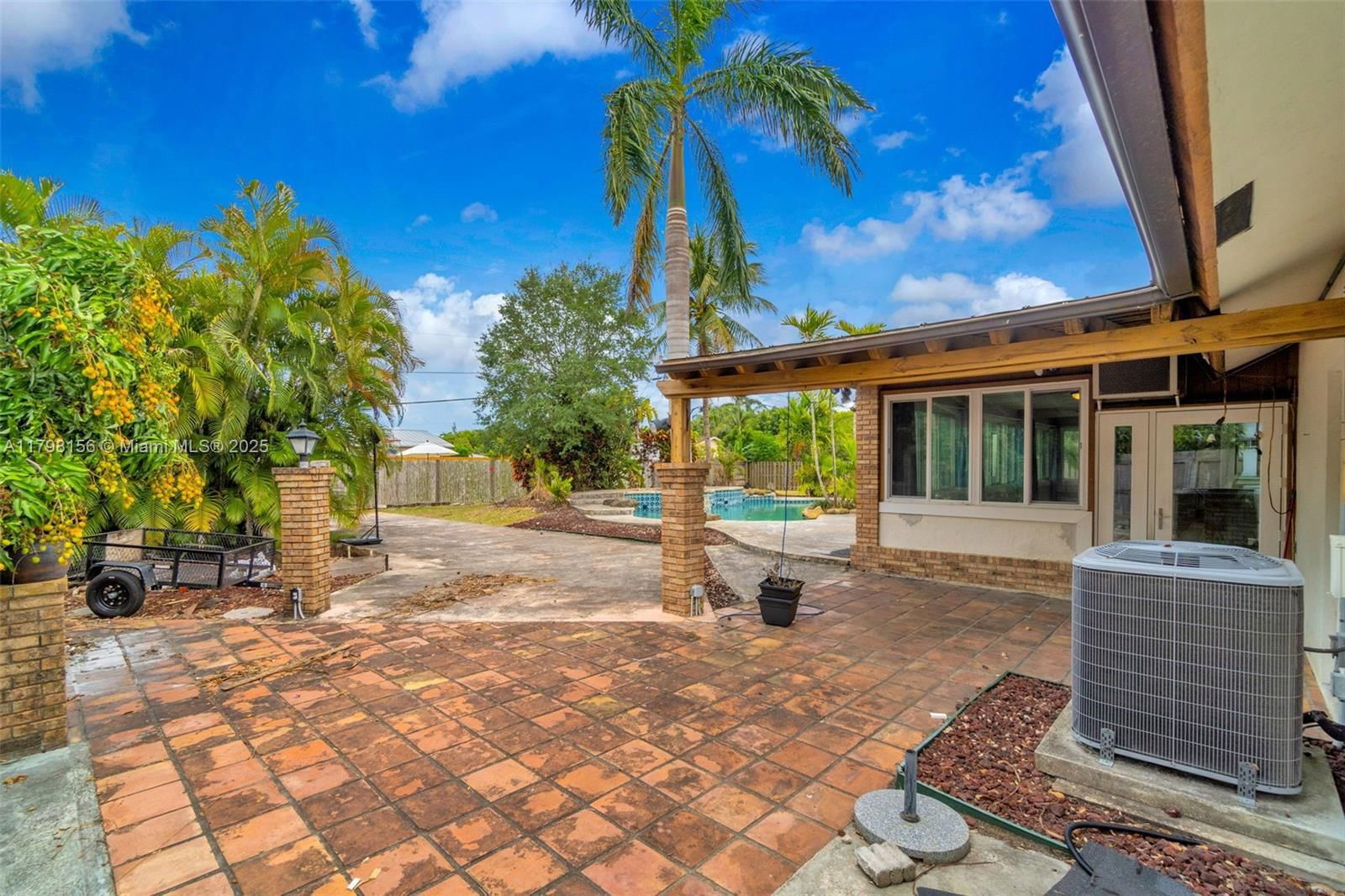 Real estate property located at 27531 167th Ave, Miami-dade, Fleetwood Manor, Homestead, FL