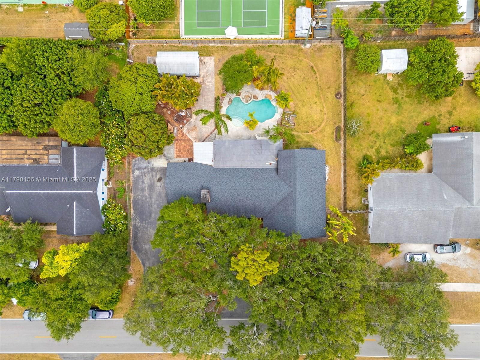 Real estate property located at 27531 167th Ave, Miami-dade, Fleetwood Manor, Homestead, FL