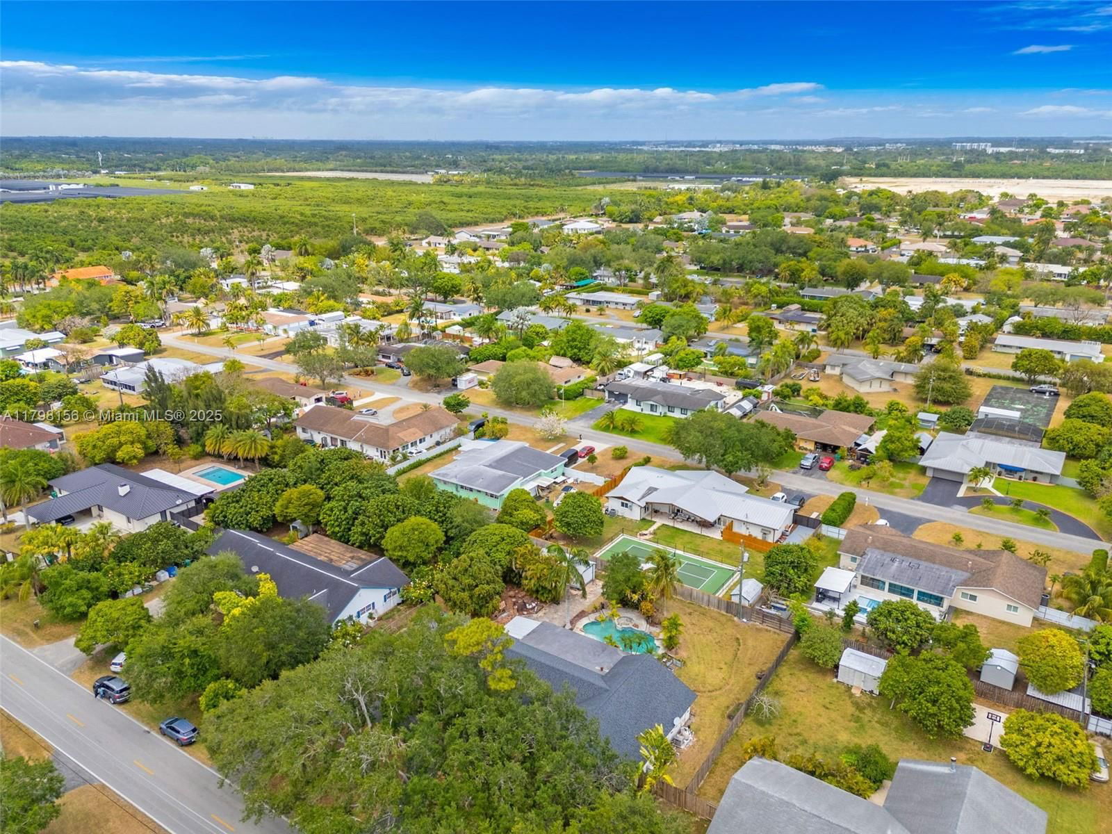 Real estate property located at 27531 167th Ave, Miami-dade, Fleetwood Manor, Homestead, FL