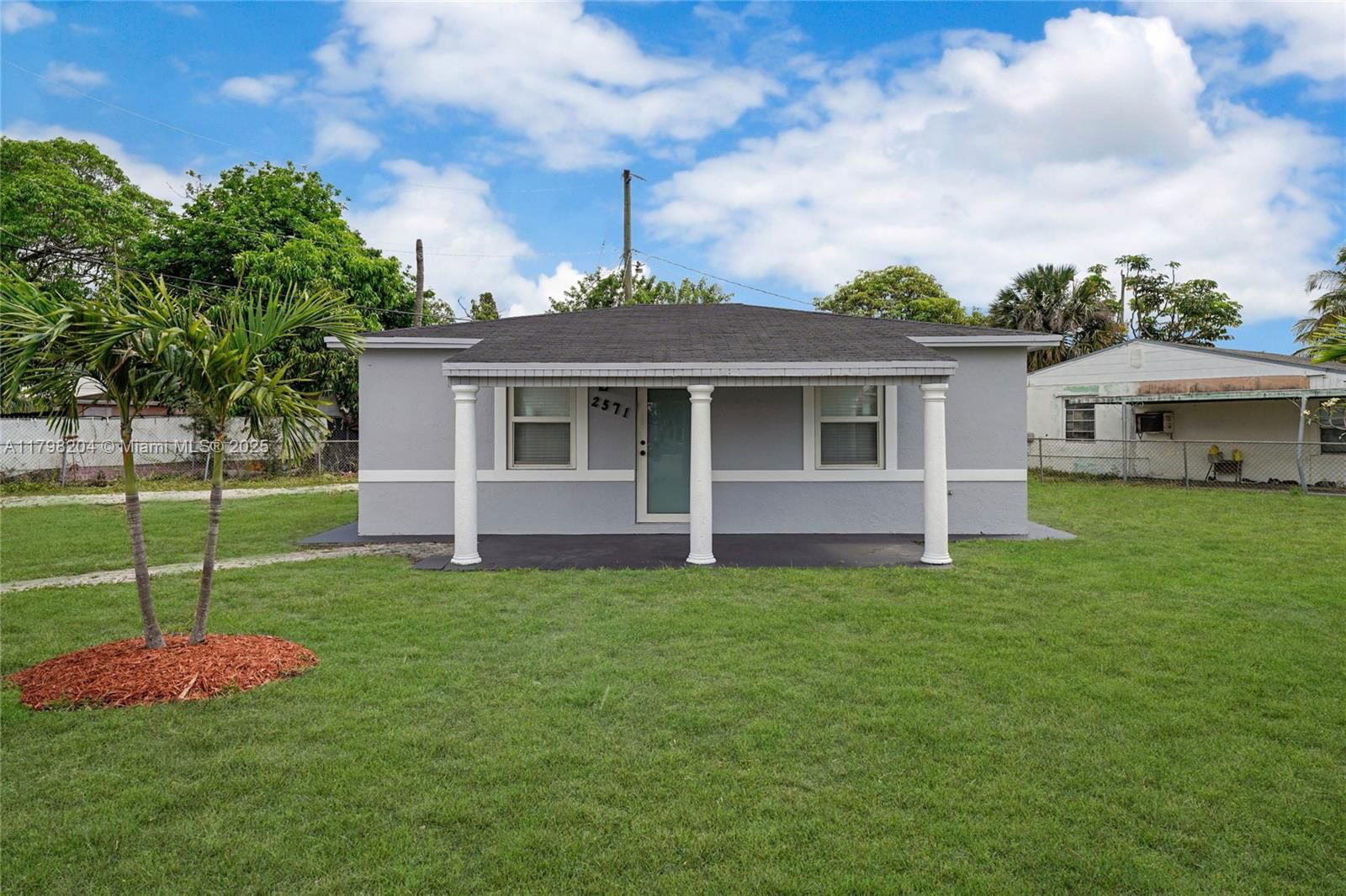 Real estate property located at 2571 139th St, Miami-dade, Long Estates, Opa-Locka, FL