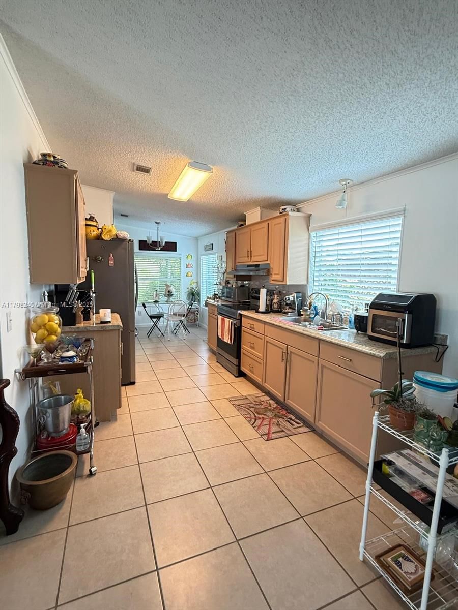 Real estate property located at 19800 180th Ave, Miami-dade, Americana Village Condo, Miami, FL