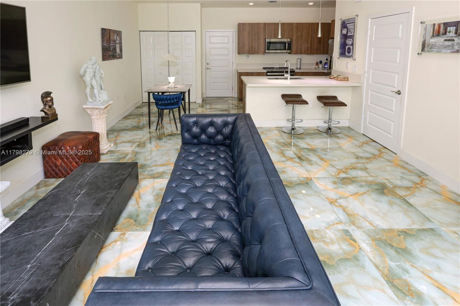Real estate property located at 4962 83rd Path #4962, Miami-dade, Downtown Doral South Phas, Doral, FL