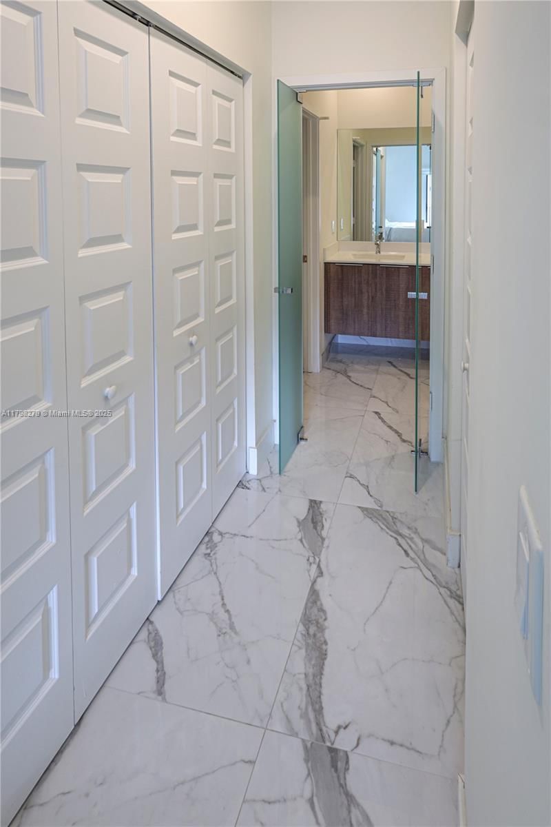 Real estate property located at 4962 83rd Path #4962, Miami-dade, Downtown Doral South Phas, Doral, FL