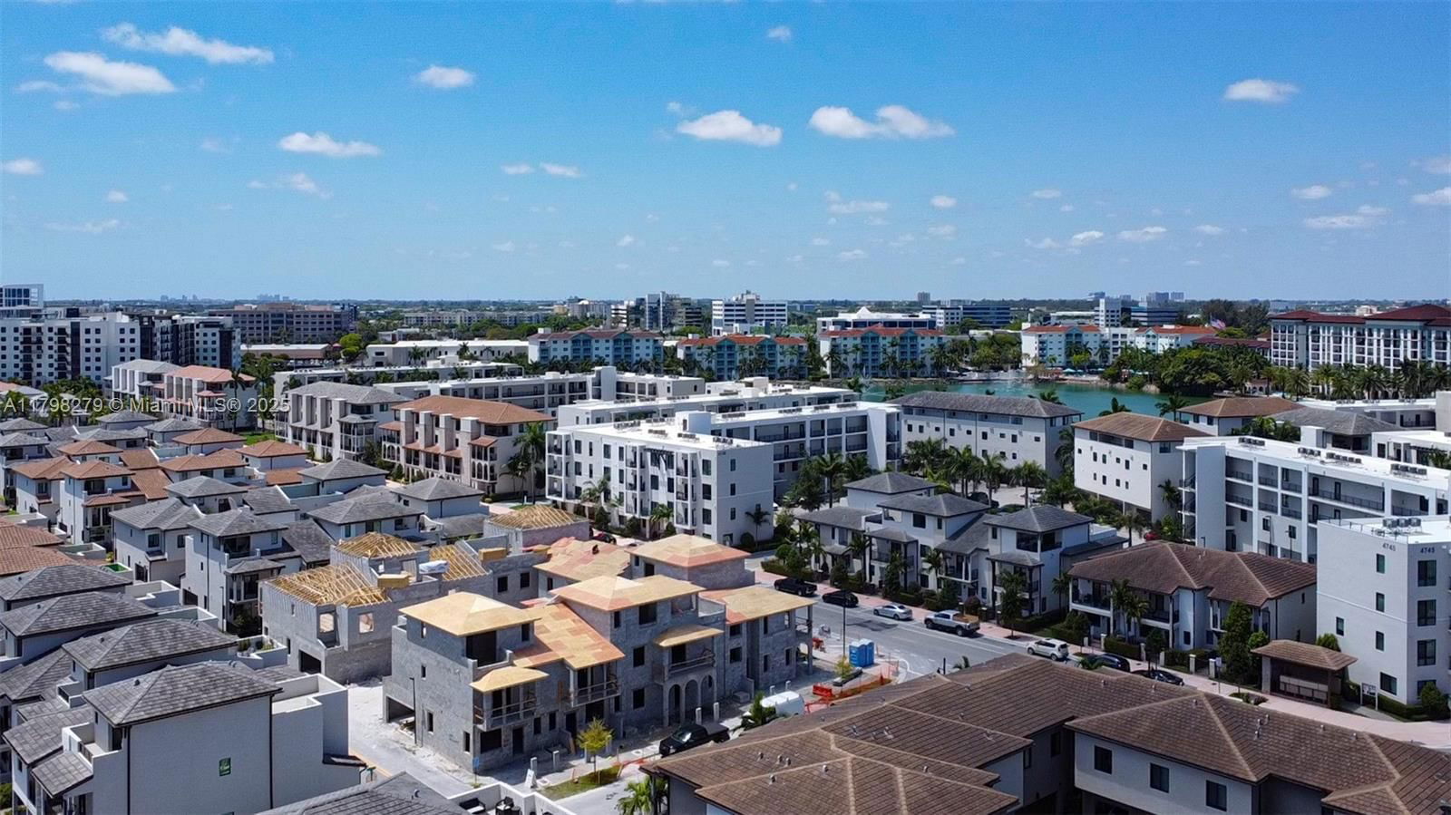 Real estate property located at 4962 83rd Path #4962, Miami-dade, Downtown Doral South Phas, Doral, FL