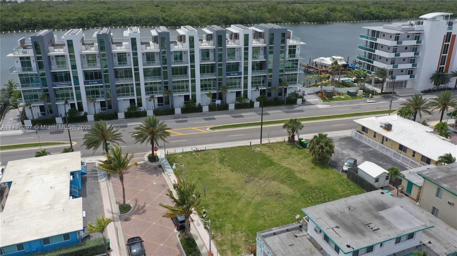 Real estate property located at 2801 Ocean Dr, Broward, Hollywood Beach Second Ad, Hollywood, FL