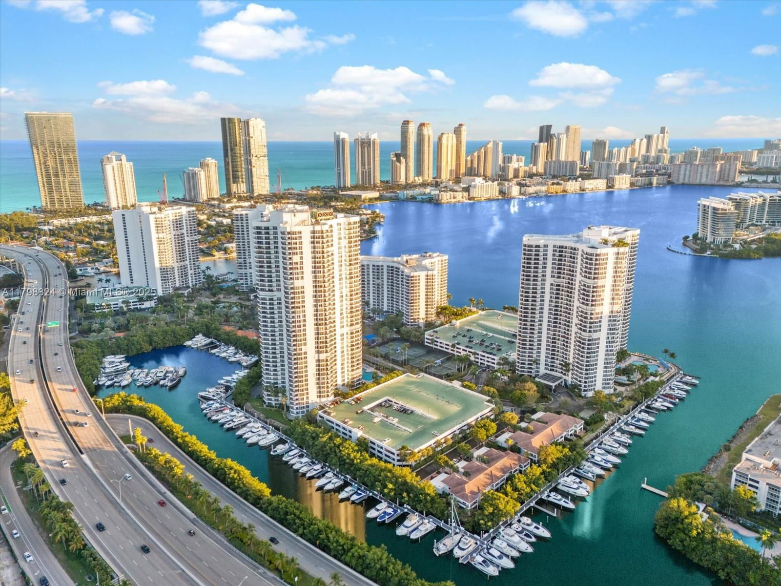 Real estate property located at 3530 Mystic Pointe Dr LPH10, Miami-dade, Mystic Pointe Tower 500 C, Aventura, FL