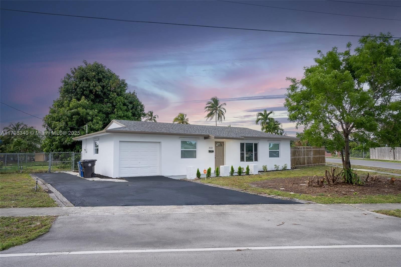 Real estate property located at 3531 26th St, Broward, Lauderdale Lakes East Gat, Lauderdale Lakes, FL
