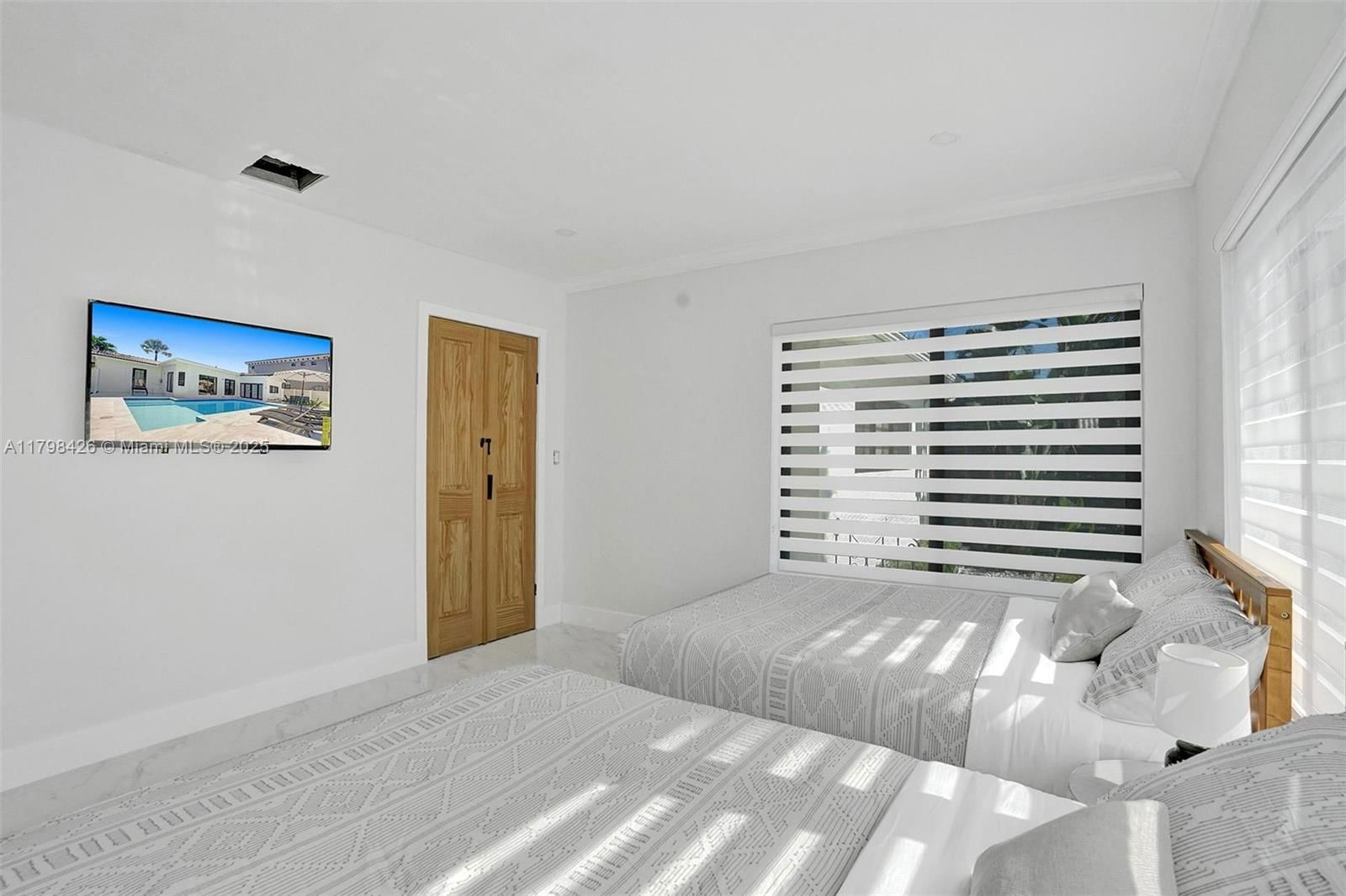Real estate property located at 1355 Madison St, Broward, Hollywood Lakes Section, Hollywood, FL