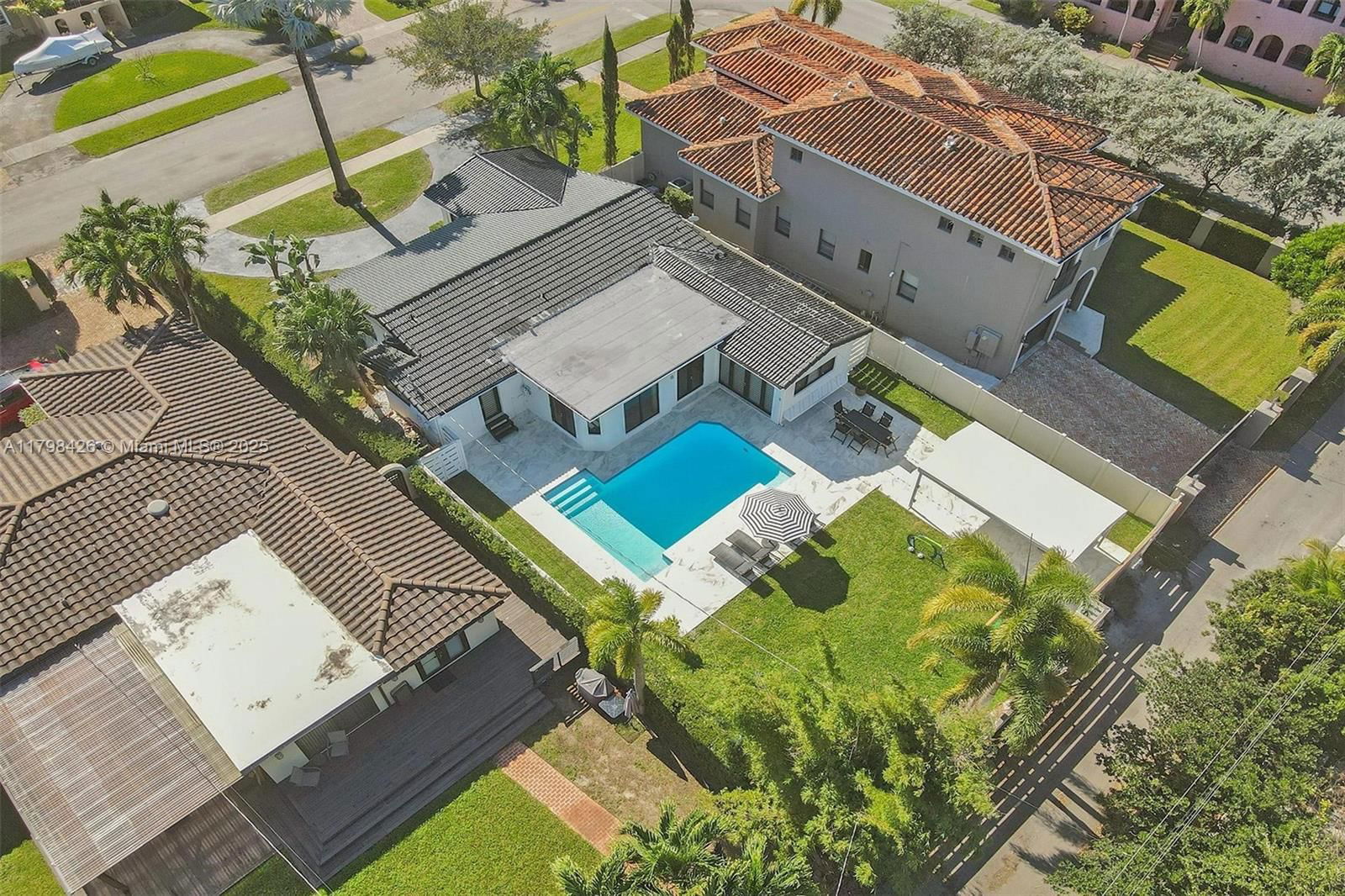 Real estate property located at 1355 Madison St, Broward, Hollywood Lakes Section, Hollywood, FL