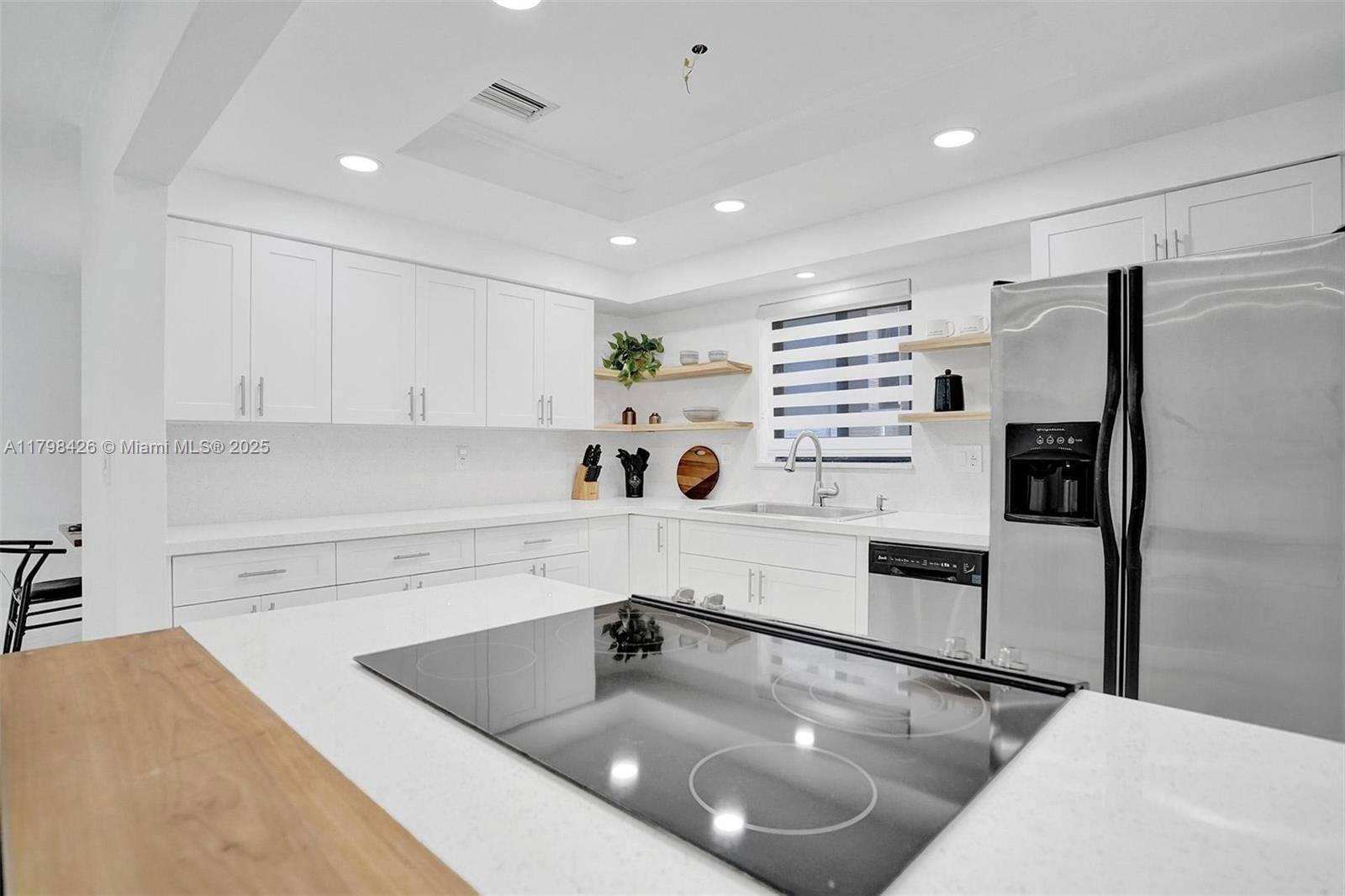 Real estate property located at 1355 Madison St, Broward, Hollywood Lakes Section, Hollywood, FL