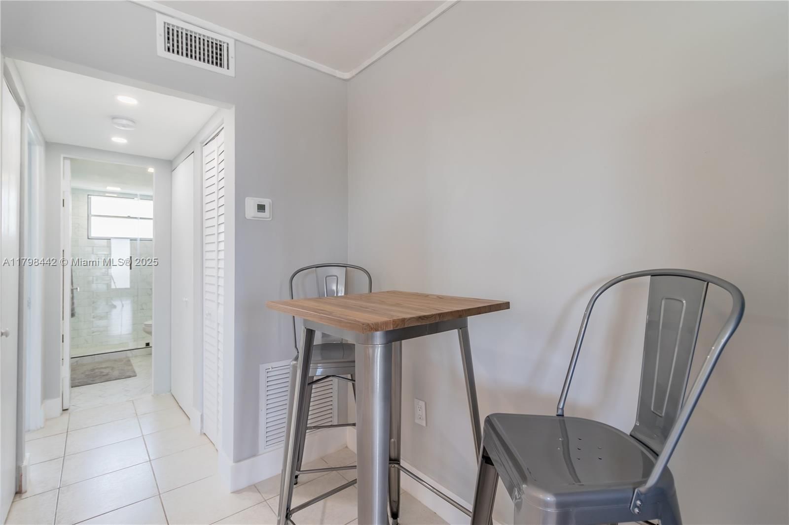 Real estate property located at 301 Jefferson Ave #4D, Miami-dade, Jefferson Manor Condo, Miami Beach, FL