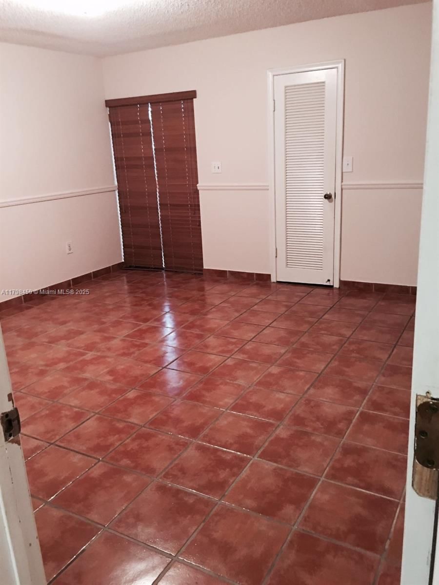 Real estate property located at 10600 71st Ln #10600, Miami-dade, Lamil Sub, Miami, FL