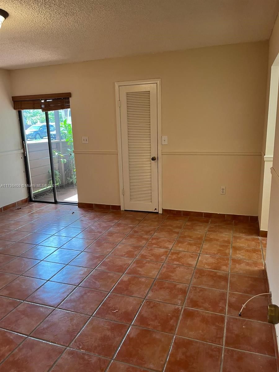 Real estate property located at 10600 71st Ln #10600, Miami-dade, Lamil Sub, Miami, FL