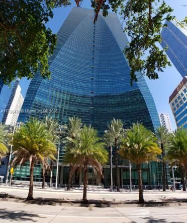 Real estate property located at 1395 Brickell Ave #3201, Miami-dade, Mayfield Condo, Miami, FL