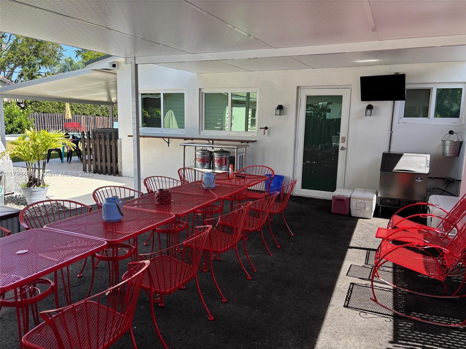 Real estate property located at 16195 78th Ave, Miami-dade, Garden Groves, Palmetto Bay, FL