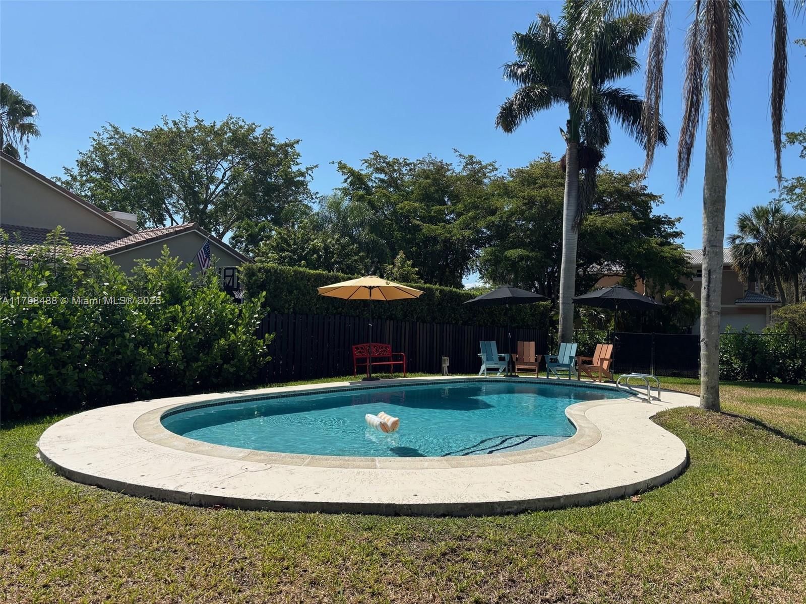 Real estate property located at 16195 78th Ave, Miami-dade, Garden Groves, Palmetto Bay, FL