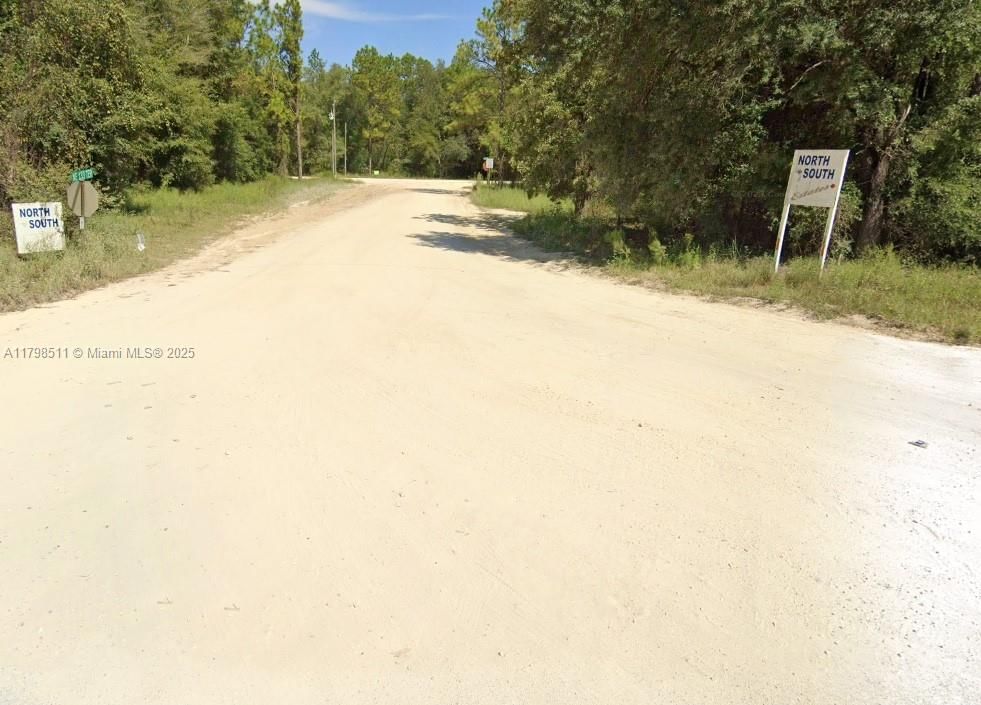 Real estate property located at Lot 2 Block F NE 131th Terrace, Levy, North-south Estates #2, Other City - In The State Of Florida, FL