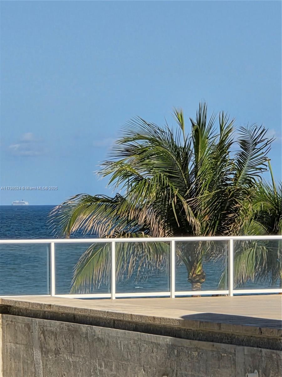 Real estate property located at 16425 Collins Ave #312, Miami-dade, Oceania I Condo, Sunny Isles Beach, FL