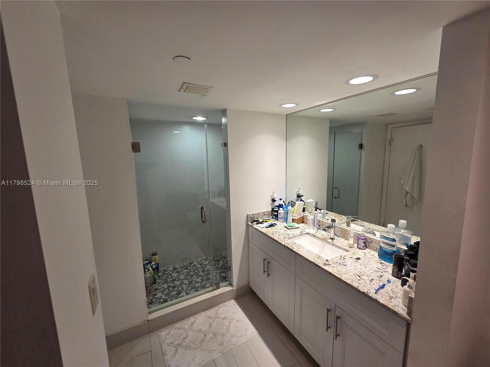 Real estate property located at 16425 Collins Ave #312, Miami-dade, Oceania I Condo, Sunny Isles Beach, FL