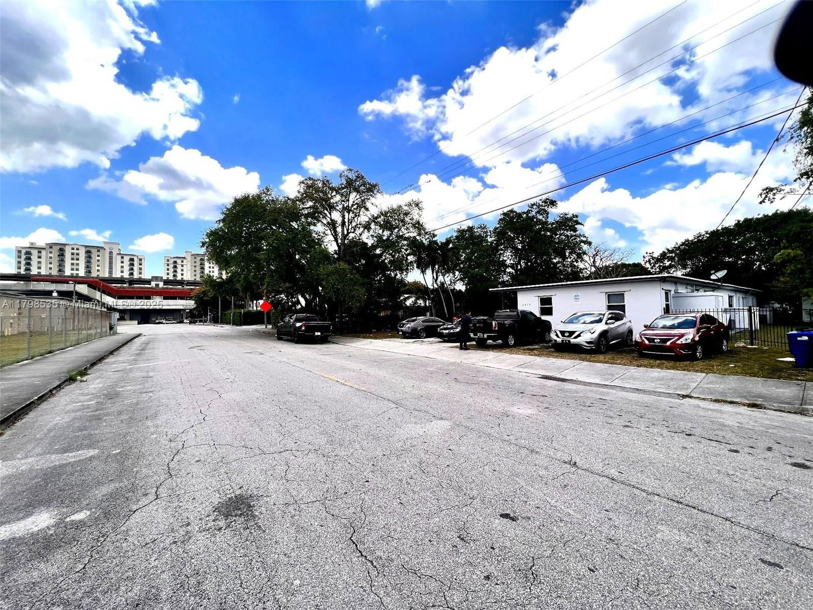 Real estate property located at 2515 52nd St, Miami-dade, Glen Flora, Miami, FL