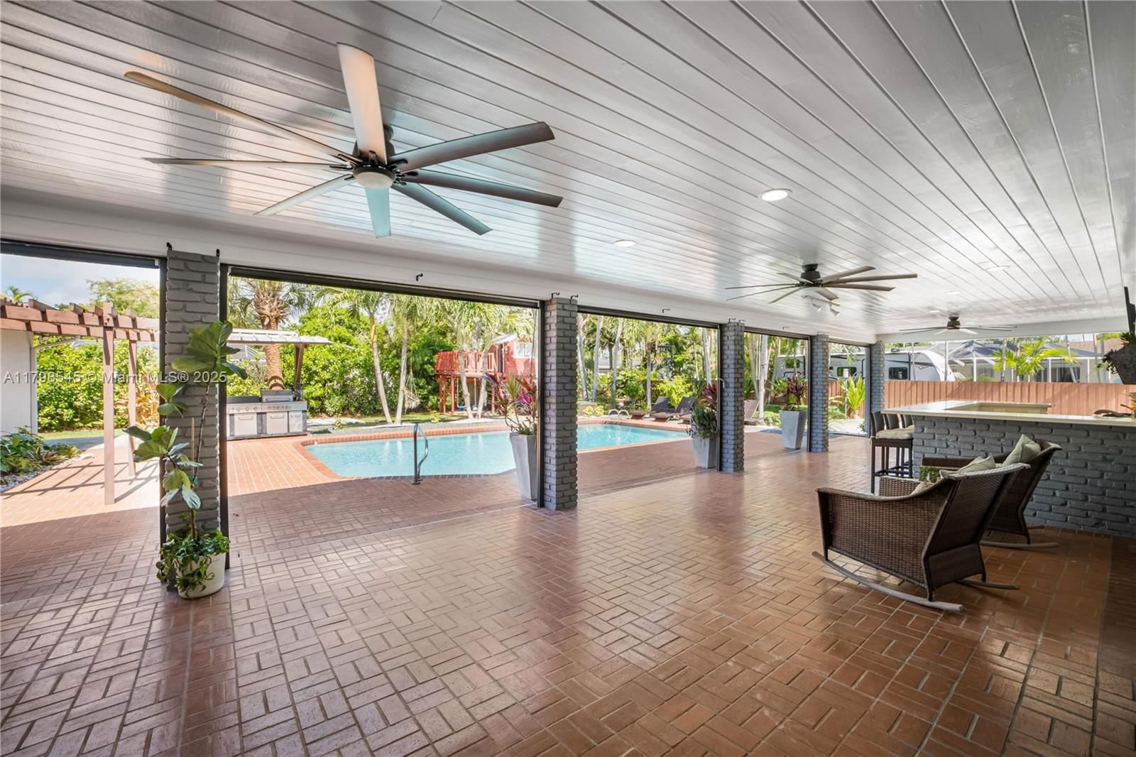 Real estate property located at 17514 82nd Ct, Miami-dade, Old Cutler Shores, Palmetto Bay, FL
