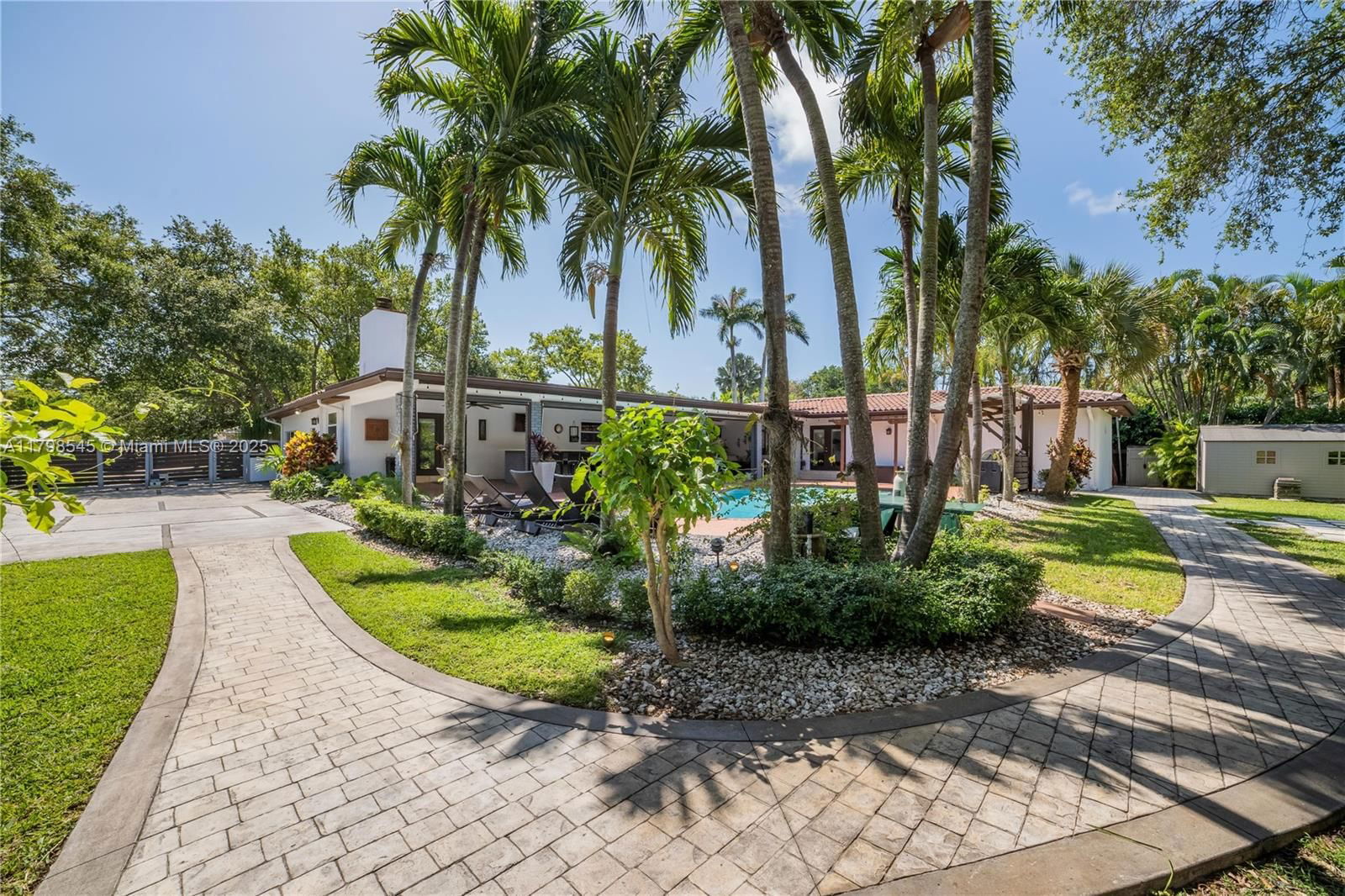 Real estate property located at 17514 82nd Ct, Miami-dade, Old Cutler Shores, Palmetto Bay, FL