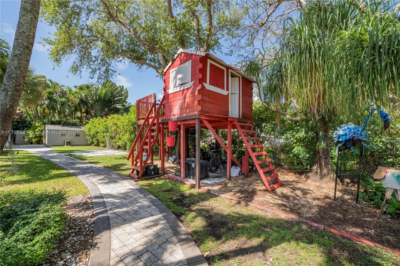 Real estate property located at 17514 82nd Ct, Miami-dade, Old Cutler Shores, Palmetto Bay, FL