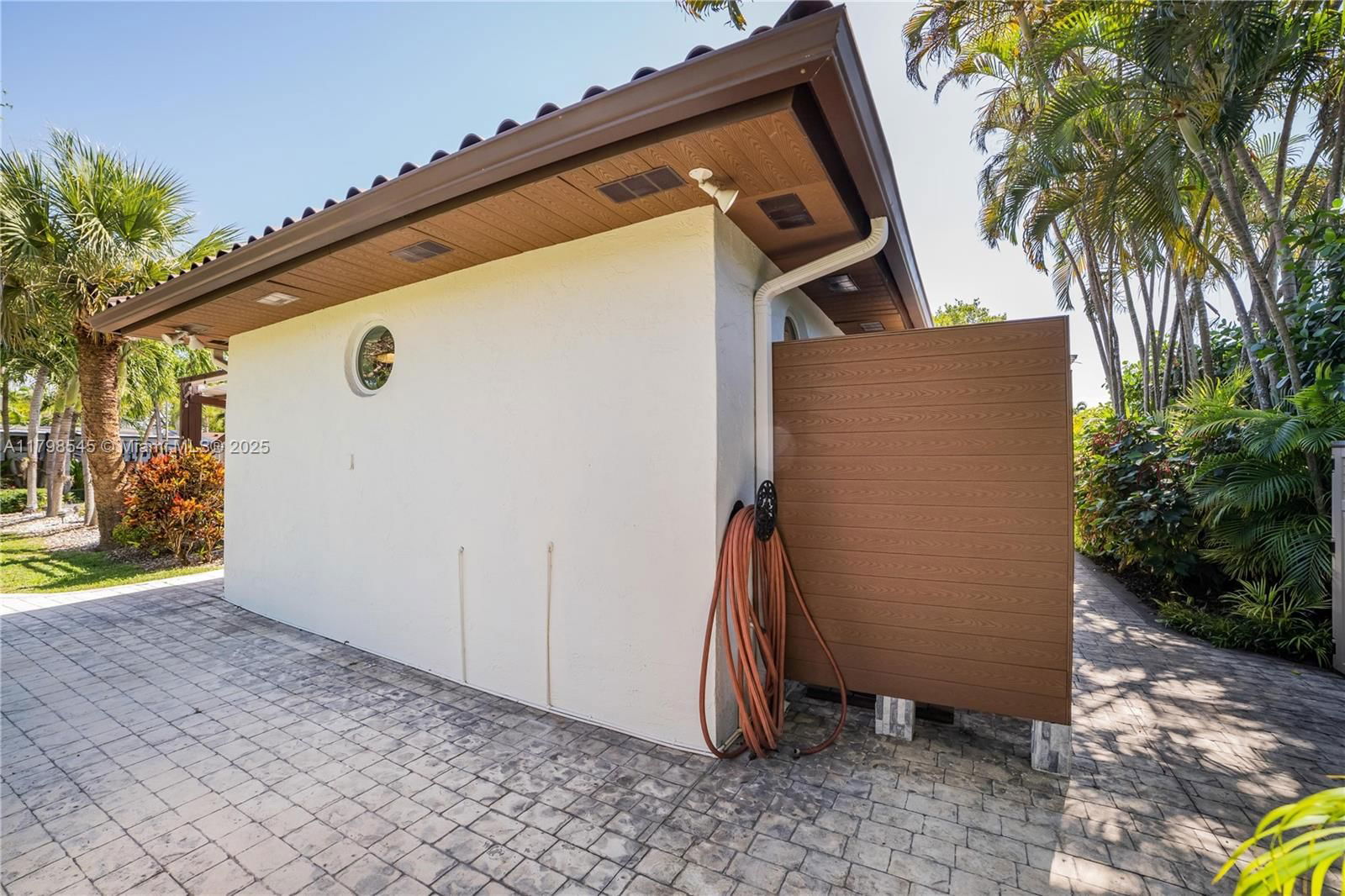 Real estate property located at 17514 82nd Ct, Miami-dade, Old Cutler Shores, Palmetto Bay, FL