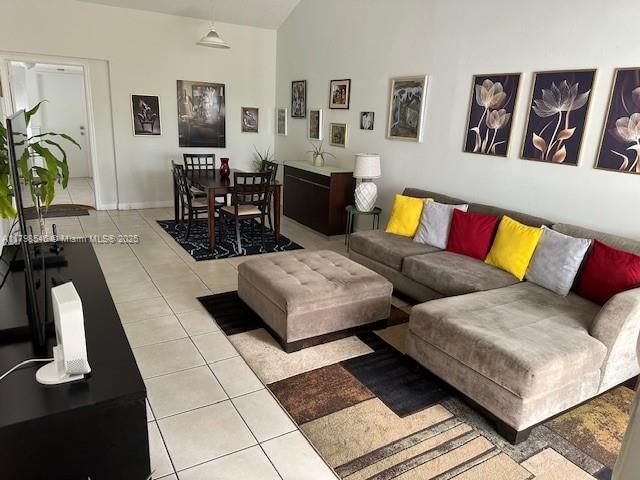 Real estate property located at 4632 97th Pl #262, Miami-dade, The Greens At Doral Condo, Doral, FL
