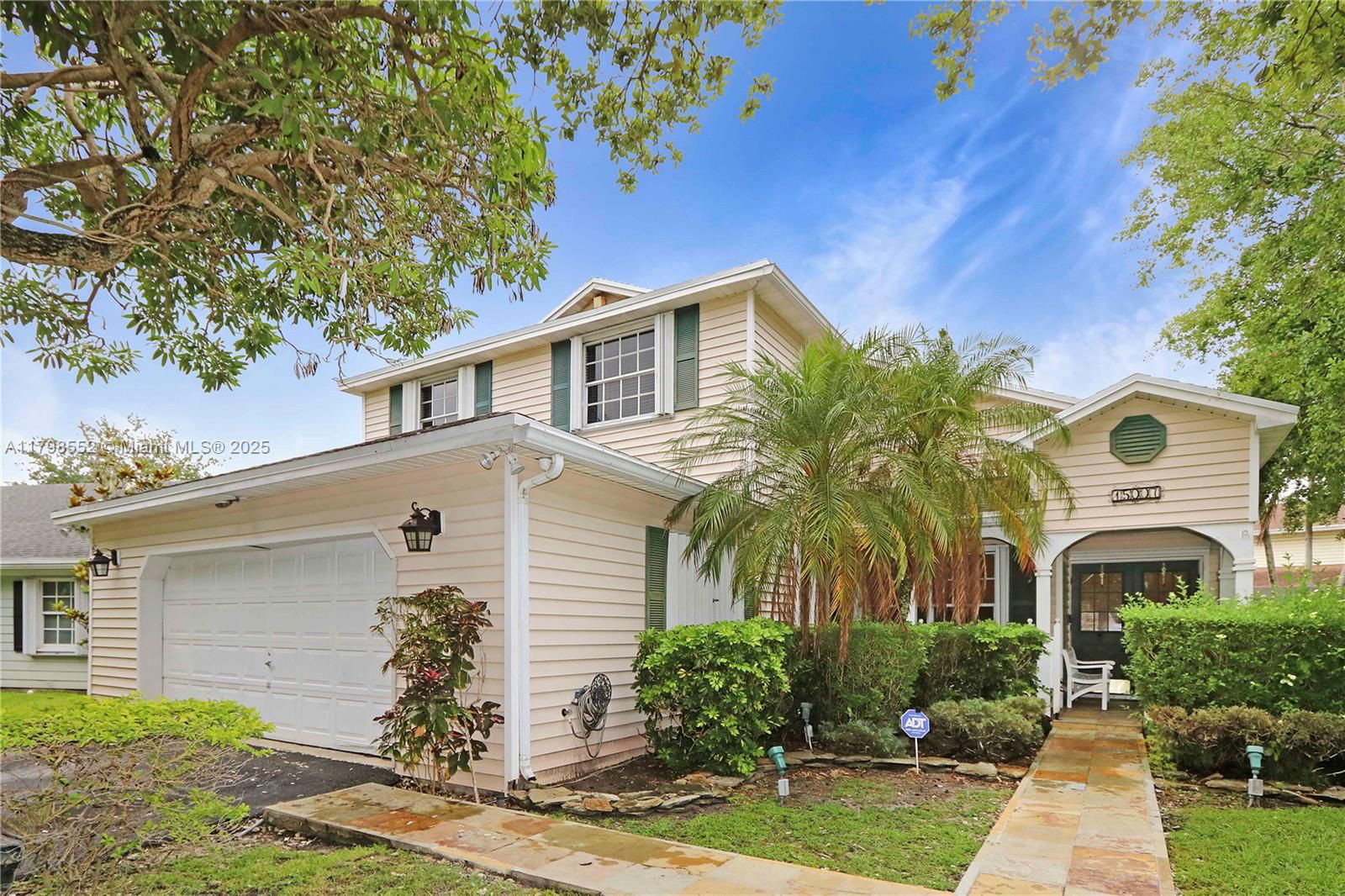 Real estate property located at 15007 141st Pl, Miami-dade, Country Walk Sec 2, Miami, FL