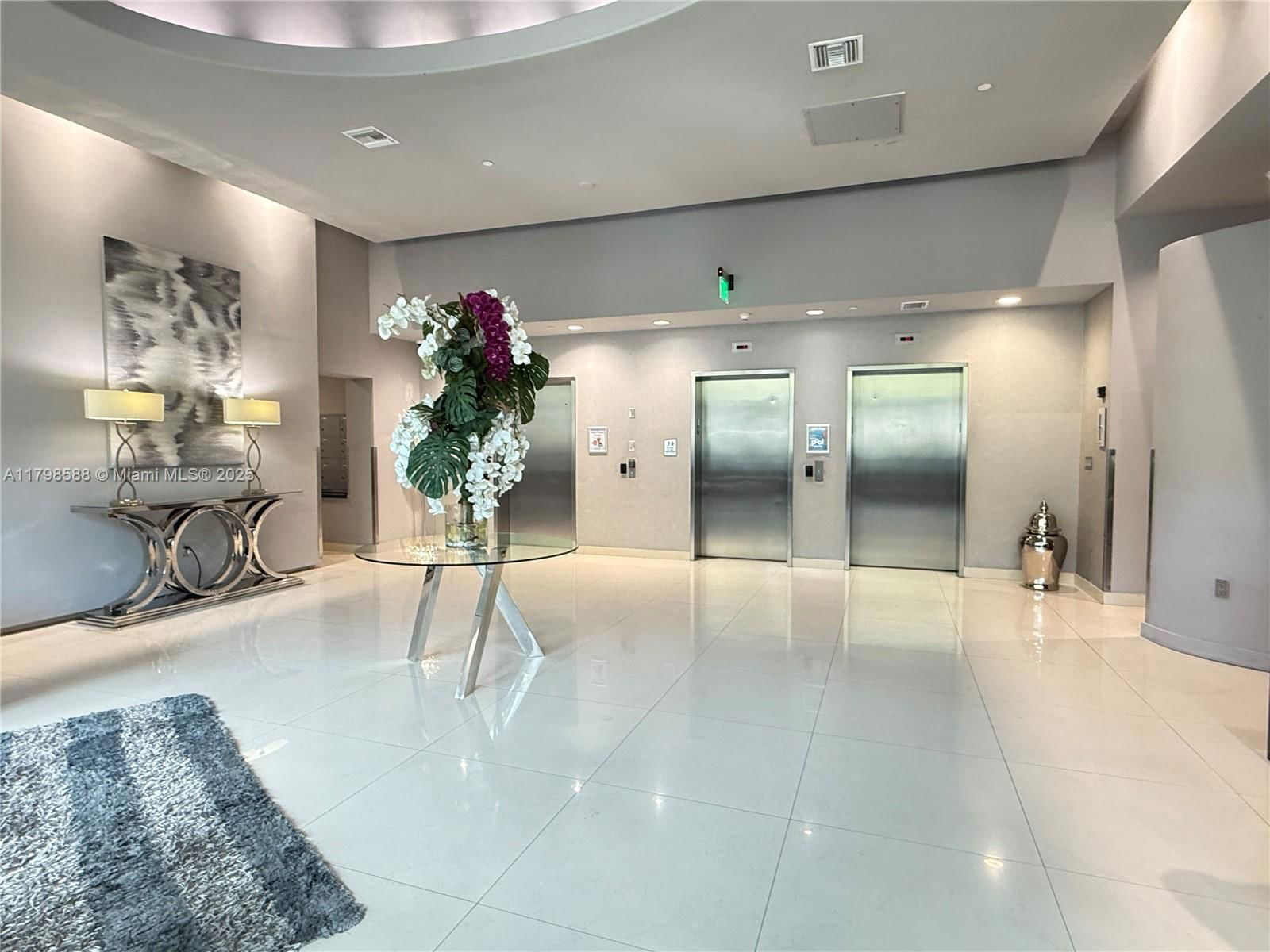Real estate property located at 275 18th St #2104, Miami-dade, 1800 Biscayne Plaza Condo, Miami, FL