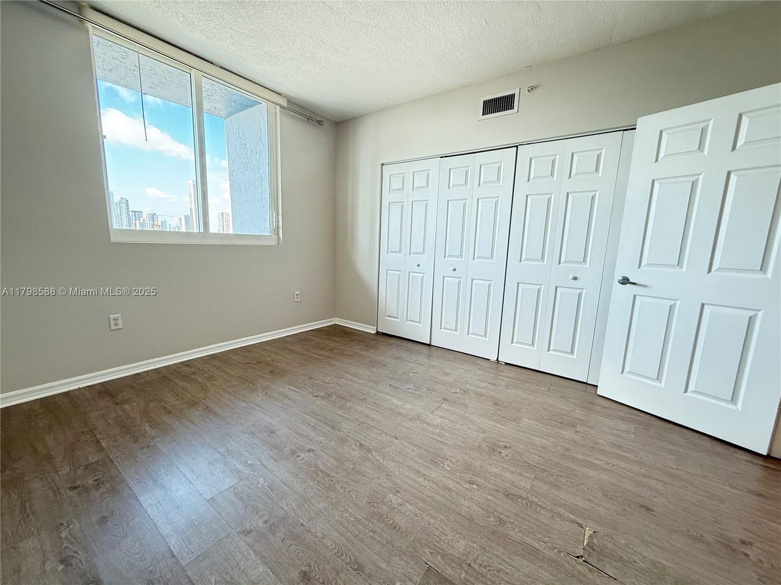 Real estate property located at 275 18th St #2104, Miami-dade, 1800 Biscayne Plaza Condo, Miami, FL